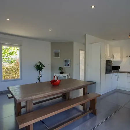Sejour 2 Maisons, Les Tulipes Ou Les Bambous Holiday home Montalieu-Vercieu