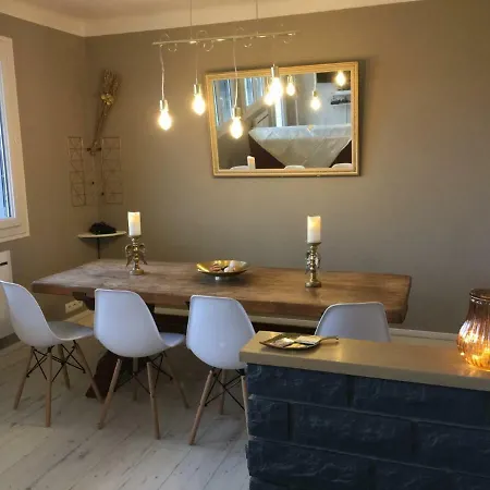 Sejour 2 Maisons, Les Tulipes Ou Les Bambous Holiday home Montalieu-Vercieu
